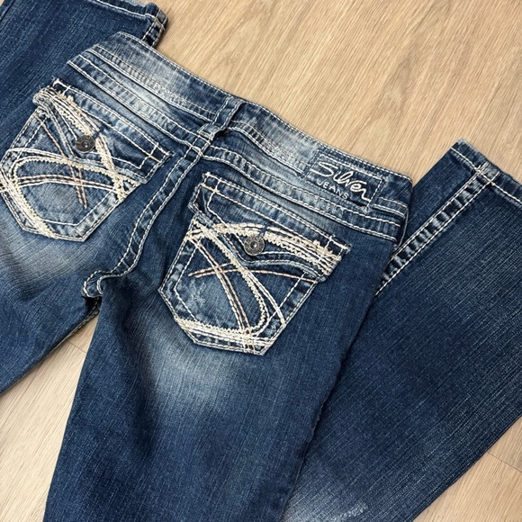 1192 Silver Pioneer Low Rise Bootcut Jeans 27 Flap Pockets Stretch Western Cute - Picture 1 of 12